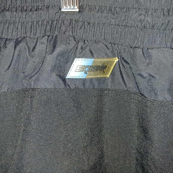 Sold offerup. Snow pants Skigear - Picture 10 of 16